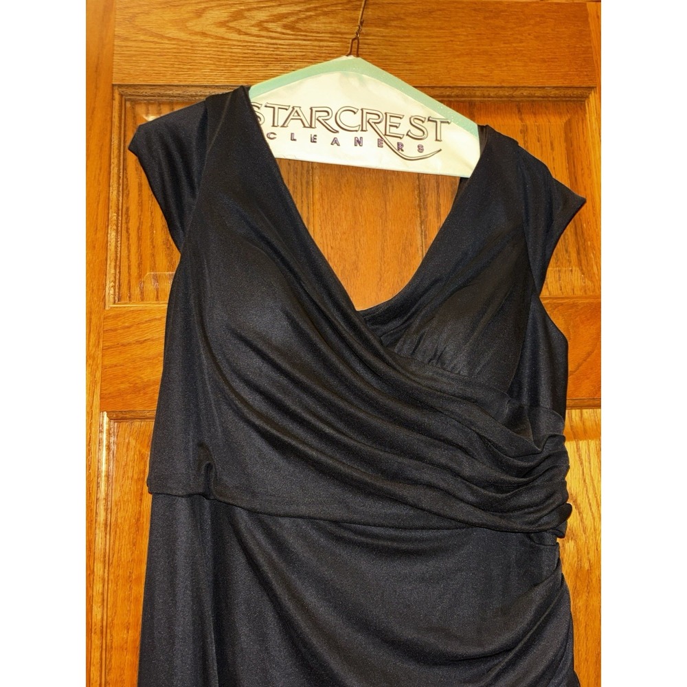 Azazie Women's Roya Stretch Mermaid V-Neck Pleated Mesh Dress Black Size A14